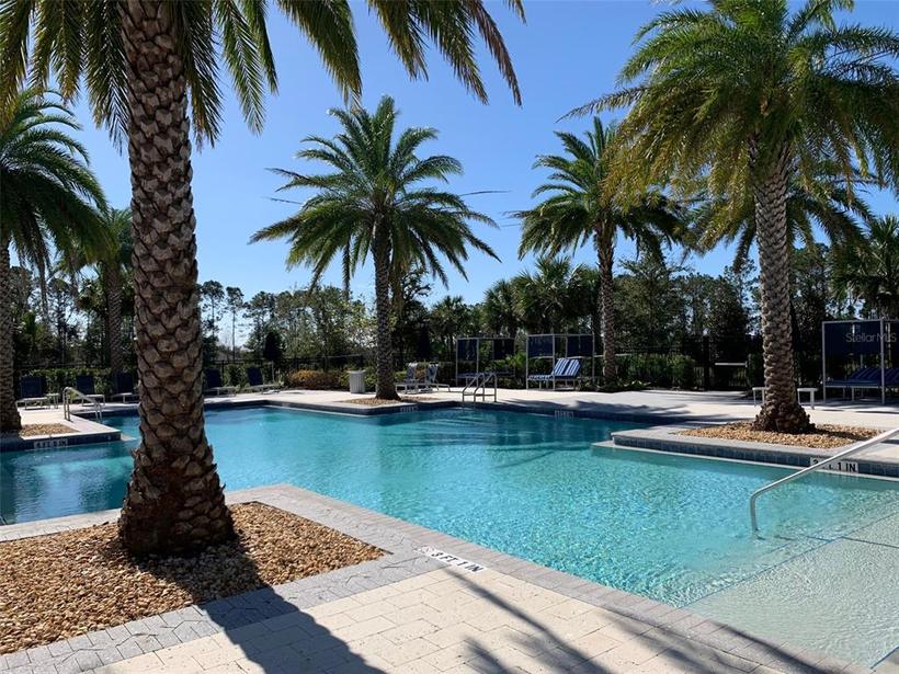 HOA community pool in Apopka serviced by Resort Pool Services